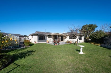 Photo of property in 27 Golding Road, Taradale, Napier, 4112