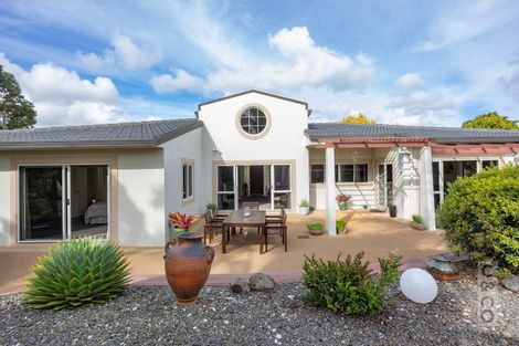 Photo of property in 41 Sunny Crescent, Huapai, Kumeu, 0810