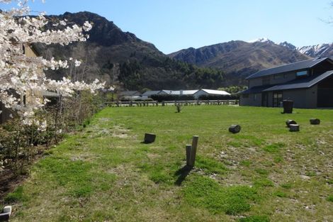 Photo of property in 7 Flynn Lane, Arrowtown, 9302