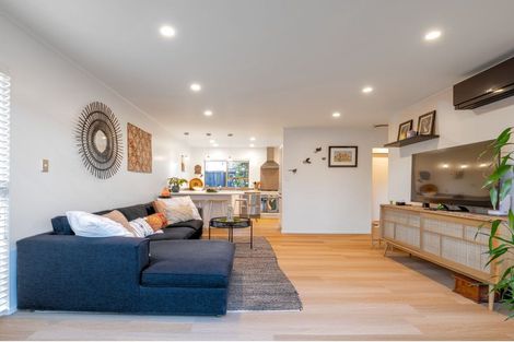 Photo of property in 2b The Circle, Manly, Whangaparaoa, 0930