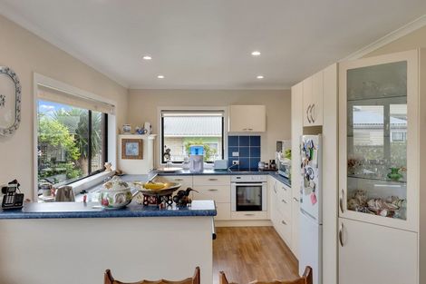 Photo of property in 1/58 Grey Street, Waitara, 4320