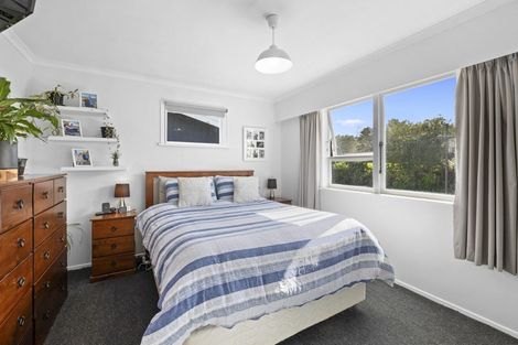 Photo of property in 16 Whakawhiti Street, Marfell, New Plymouth, 4310