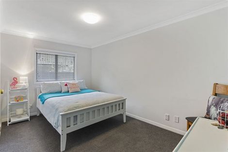 Photo of property in 20a Ocean View Road, Hatfields Beach, Orewa, 0931