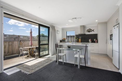 Photo of property in 22 Clive Road, Katikati, 3129