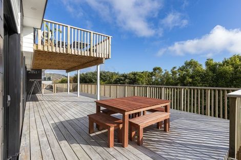 Photo of property in 94 Kotare Street, Waikanae, 5036