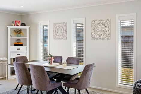 Photo of property in 12 Gardner Place, Otaki, 5512