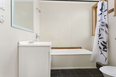 Photo of property in 68 Campbell Street, Leamington, Cambridge, 3432