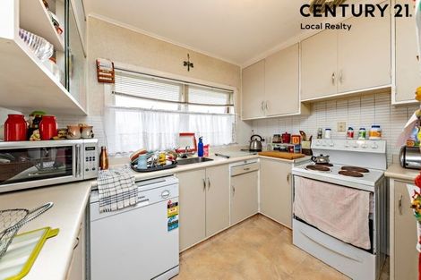Photo of property in 32 Mcleod Road, Weymouth, Auckland, 2103