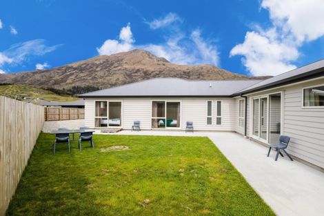 Photo of property in 86 Stalker Road, Lower Shotover, Queenstown, 9304