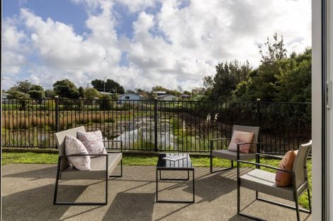 Photo of property in 26 Koru Loop, Paraparaumu, 5032