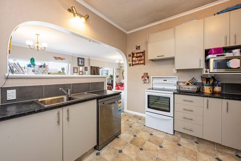 Photo of property in 3 Jutland Street, Waterloo, Lower Hutt, 5011