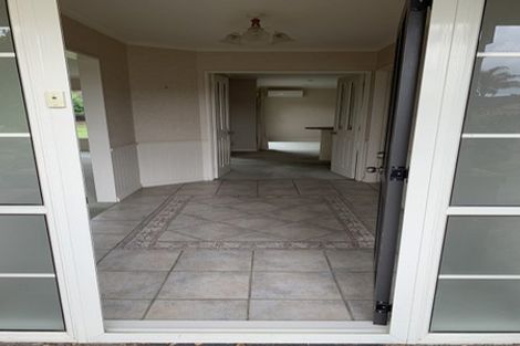 Photo of property in 13 Moss Crescent, Takanini, 2112