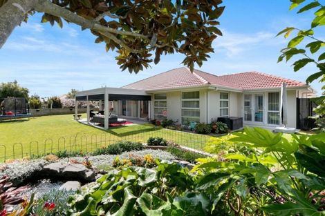 Photo of property in 2 Gleneagles Drive, Aongatete, Katikati, 3178