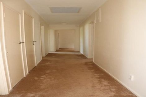 Photo of property in 547 Glenfield Road, Glenfield, Auckland, 0629