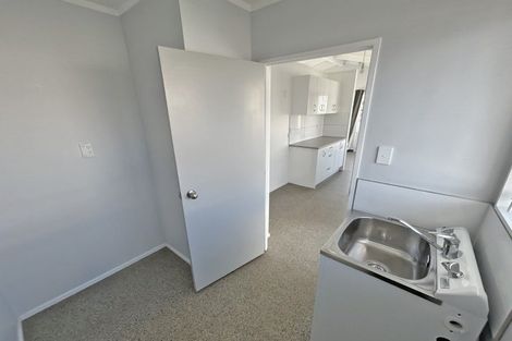 Photo of property in 7 Matai Street, Castlecliff, Whanganui, 4501