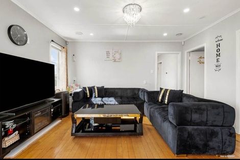 Photo of property in 11 Freyberg Crescent, Pukekohe, 2120