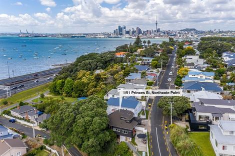 Photo of property in 1/91 Princes Street, Northcote Point, Auckland, 0627