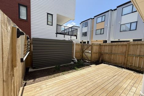 Photo of property in 1/5 Chevis Place, Pakuranga, Auckland, 2010