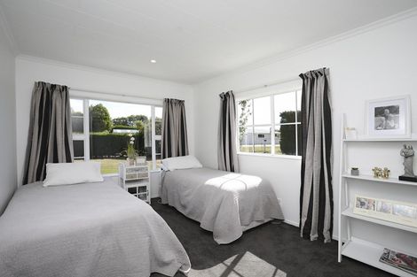 Photo of property in 3 Watt Road, Otatara, Invercargill, 9879