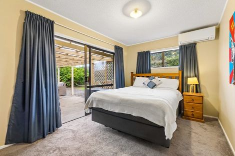 Photo of property in 86 Carnoustie Drive, Wattle Downs, Auckland, 2103