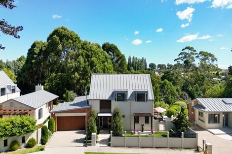 Photo of property in 16 Le Quesnoy Place, Cambridge, 3434