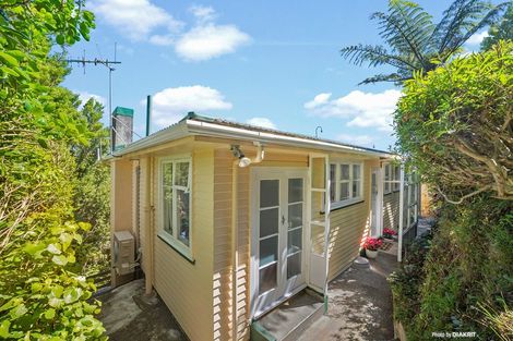 Photo of property in 38 Bedford Street, Northland, Wellington, 6012