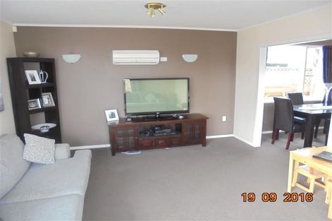 Photo of property in 70 Major Drive, Kelson, Lower Hutt, 5010