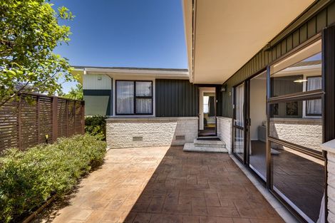 Photo of property in 23 Kent Terrace, Taradale, Napier, 4112