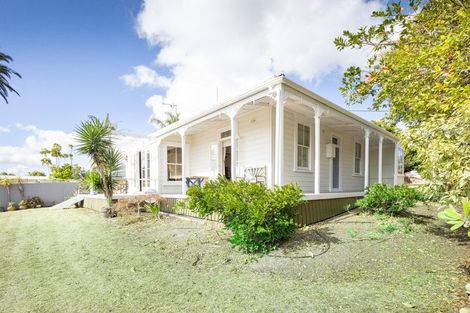 Photo of property in 3 Wilson Street, Te Kopuru, 0391