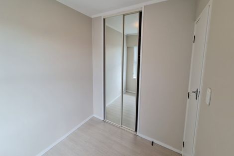 Photo of property in 2/52 Bentley Avenue, Glenfield, Auckland, 0629