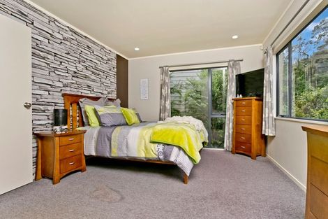 Photo of property in 2/32 Glendhu Road, Bayview, Auckland, 0629