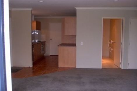 Photo of property in 24 Toledo Avenue, Henderson, Auckland, 0612