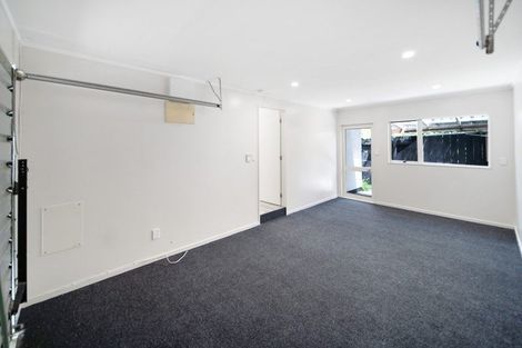 Photo of property in 8a Margarita Rise, Pukekohe, 2120