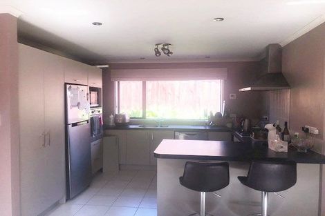 Photo of property in 20 Seamount Drive, Red Beach, 0932