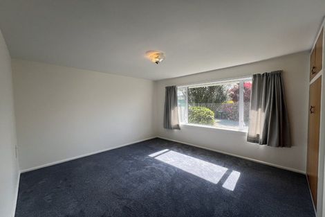 Photo of property in 11 Sevenoaks Drive, Bryndwr, Christchurch, 8053