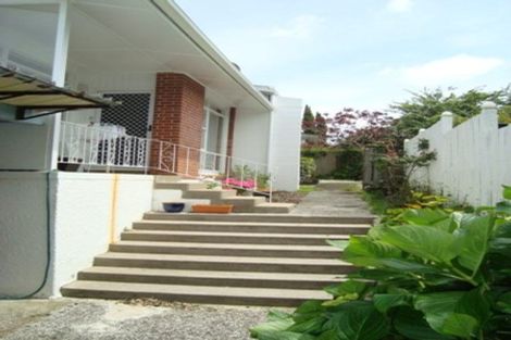 Photo of property in 4/3 Evelyn Place, Hillcrest, Auckland, 0627