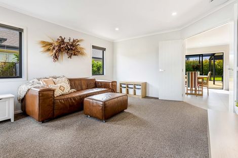 Photo of property in 7 Tilly Lane, Huapai, Kumeu, 0810