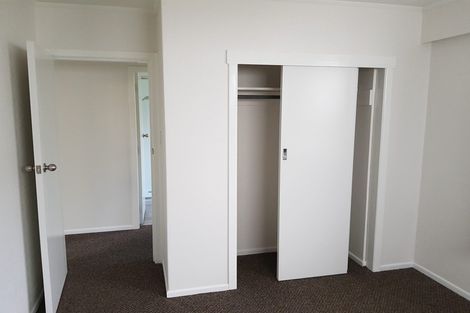 Photo of property in 28-28b Jane Grove, Paparangi, Wellington, 6037