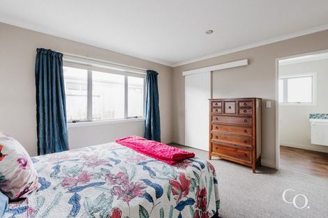 Photo of property in 31 Butterworth Crescent, Papamoa Beach, Papamoa, 3118