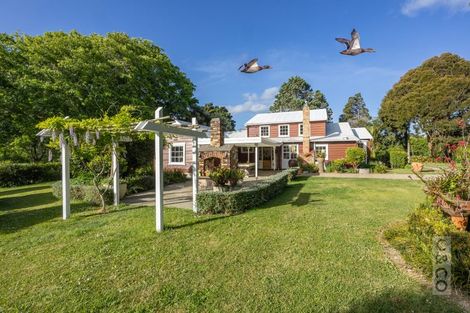 Photo of property in 218 Pomona Road, Kumeu, 0891