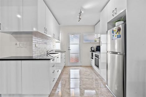 Photo of property in 2/67 Park Avenue, Papatoetoe, Auckland, 2025