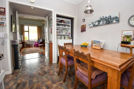 Photo of property in 94 Pembroke Street, Carterton, 5713