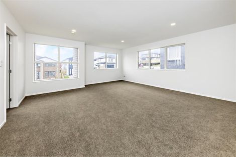 Photo of property in 37 Tinaku Road, Flat Bush, Auckland, 2019