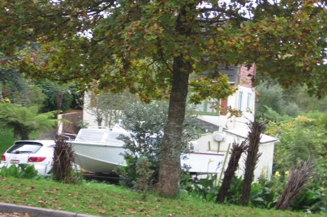 Photo of property in 15 Maori Hut Road, Red Beach, 0932