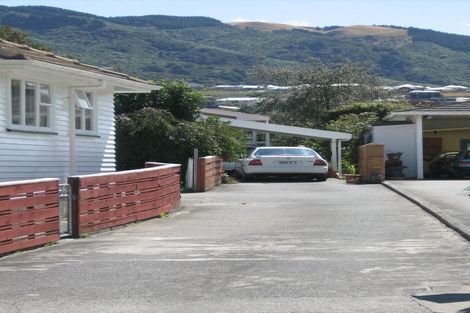 Photo of property in 18a Sheridan Crescent, Trentham, Upper Hutt, 5018