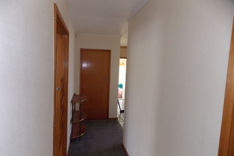 Photo of property in 16 Jackson Avenue, Highbury, Palmerston North, 4412