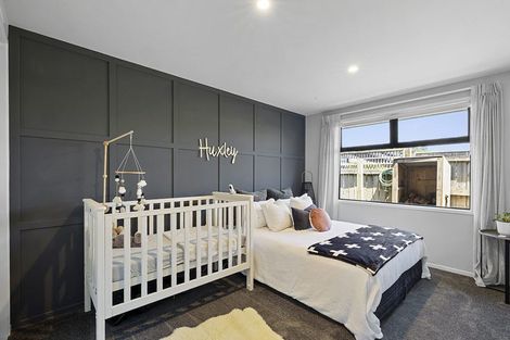 Photo of property in 16 Desmond Place, Bell Block, New Plymouth, 4312