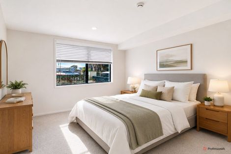 Photo of property in 2/388 Hibiscus Coast Highway, Orewa, 0931
