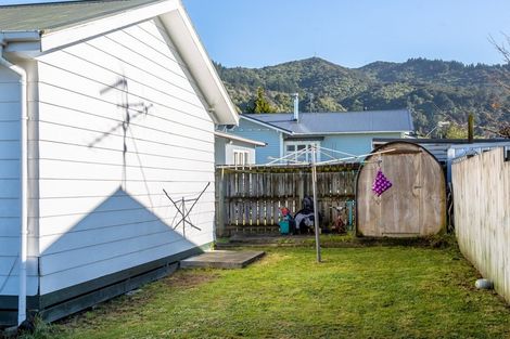 Photo of property in 41 Harrison Street West, Featherston, 5710