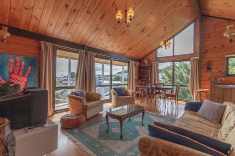 Photo of property in 221 Russell Bruce Place, Onemana, Whangamata, 3691